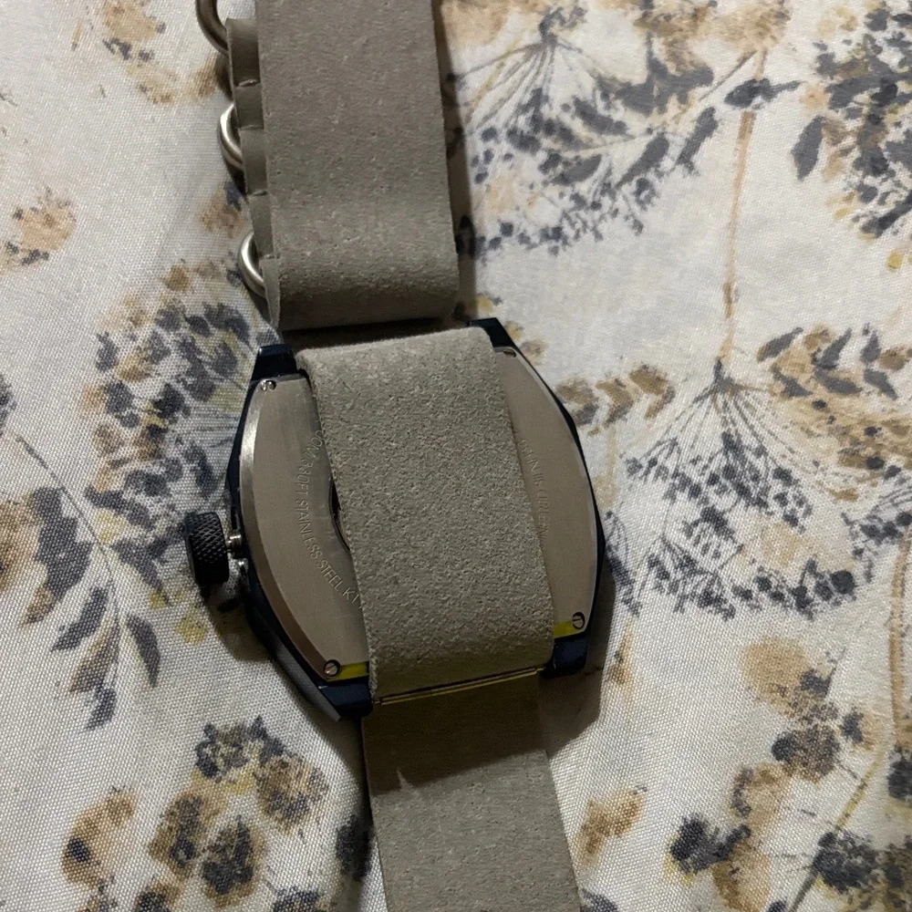 Aragon Black and Gray Men's Watch - Picture 2 of 2